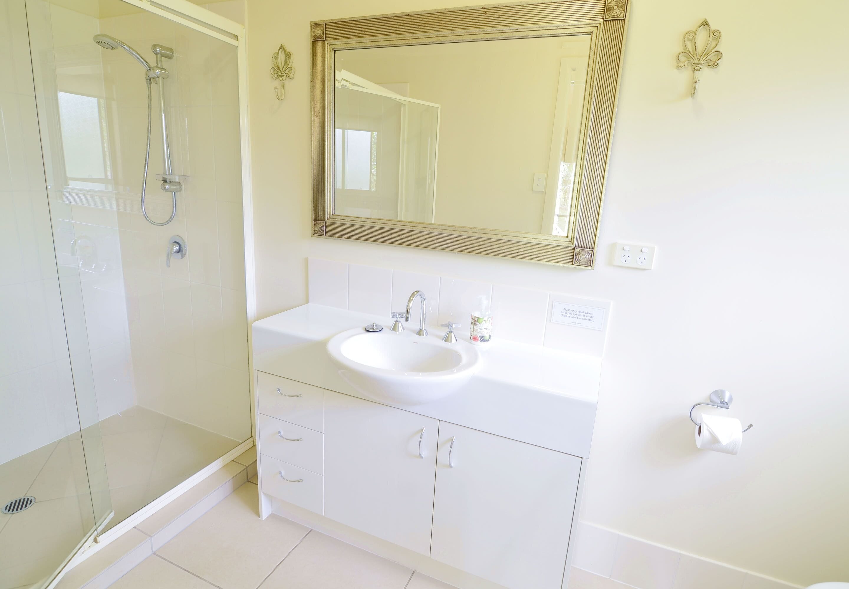 Apple Tree Cottage & Studio