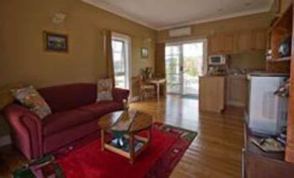 Argyll Cottage