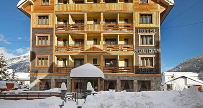 Hotel Holiday Debili