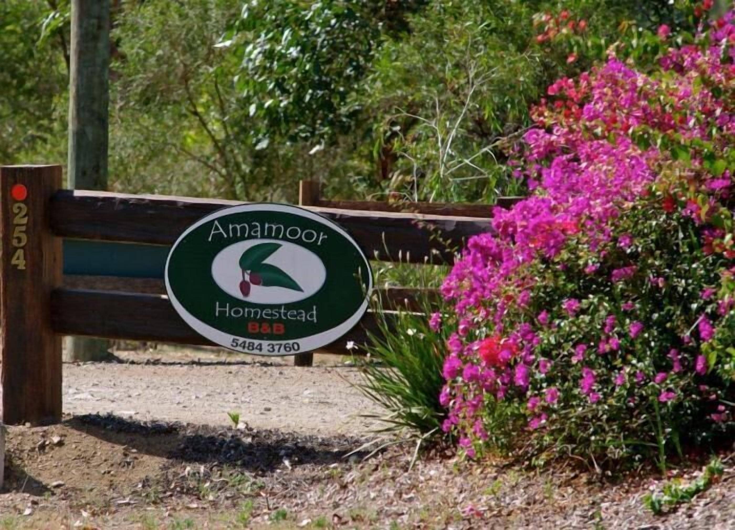 Amamoor Homestead B&B and Country Cottages