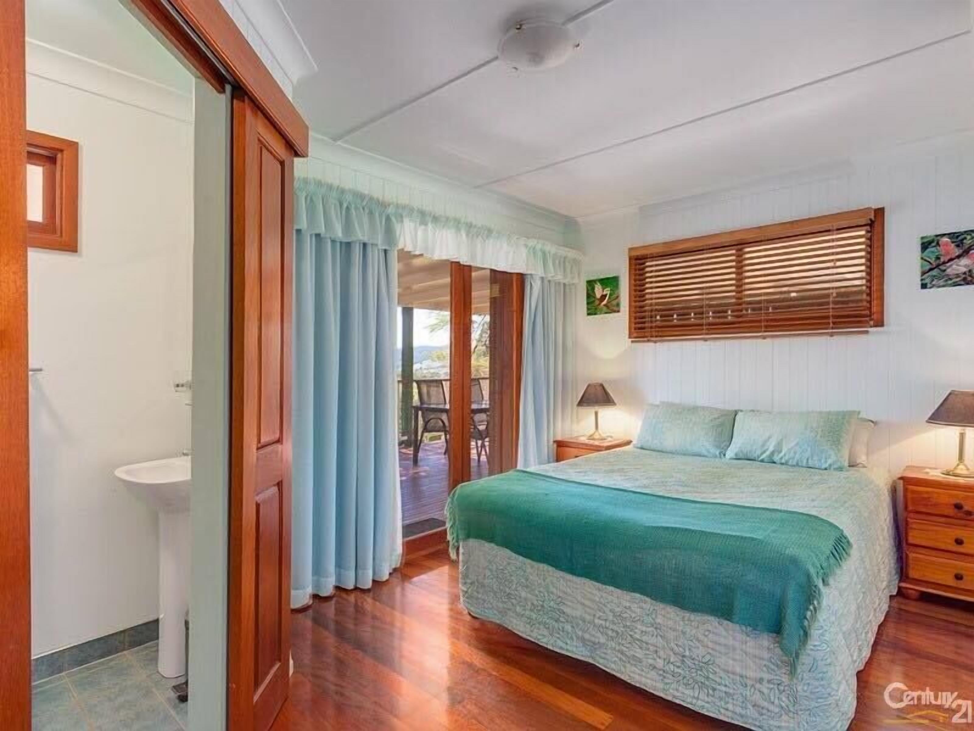 Amamoor Homestead B&B and Country Cottages