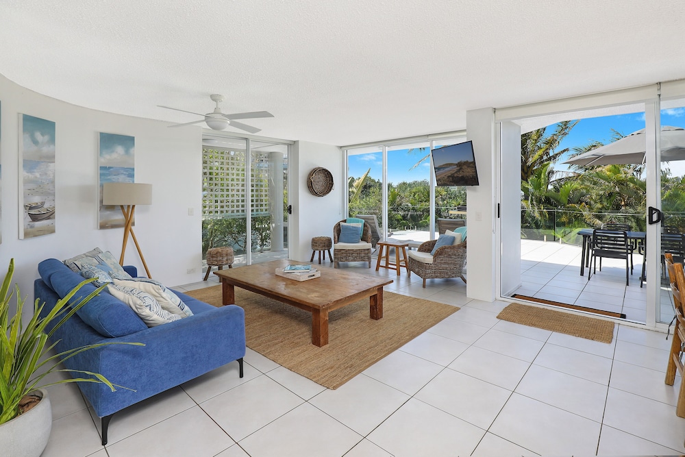 Andari Holiday Apartments
