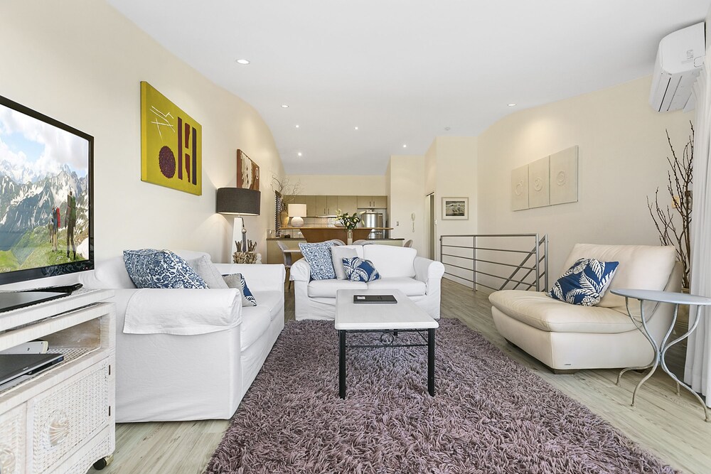 Andari Holiday Apartments
