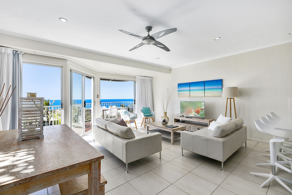 Andari Holiday Apartments