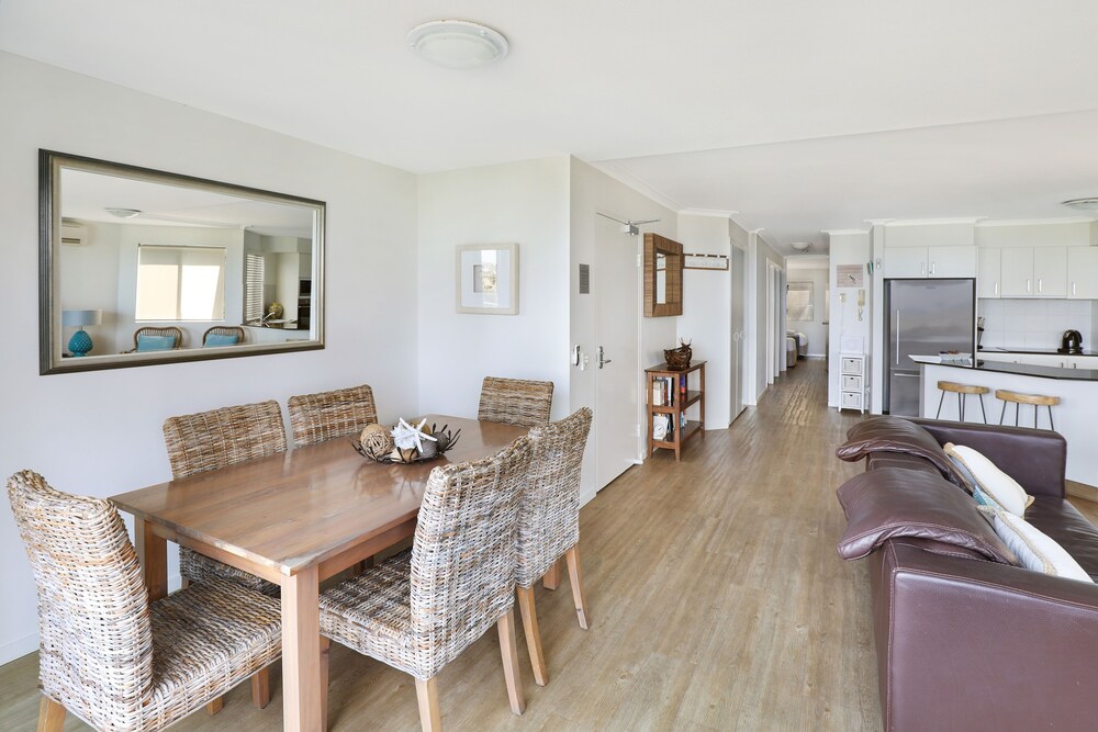 Andari Holiday Apartments