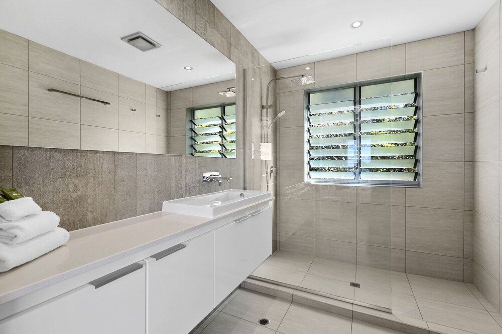 Andari Holiday Apartments