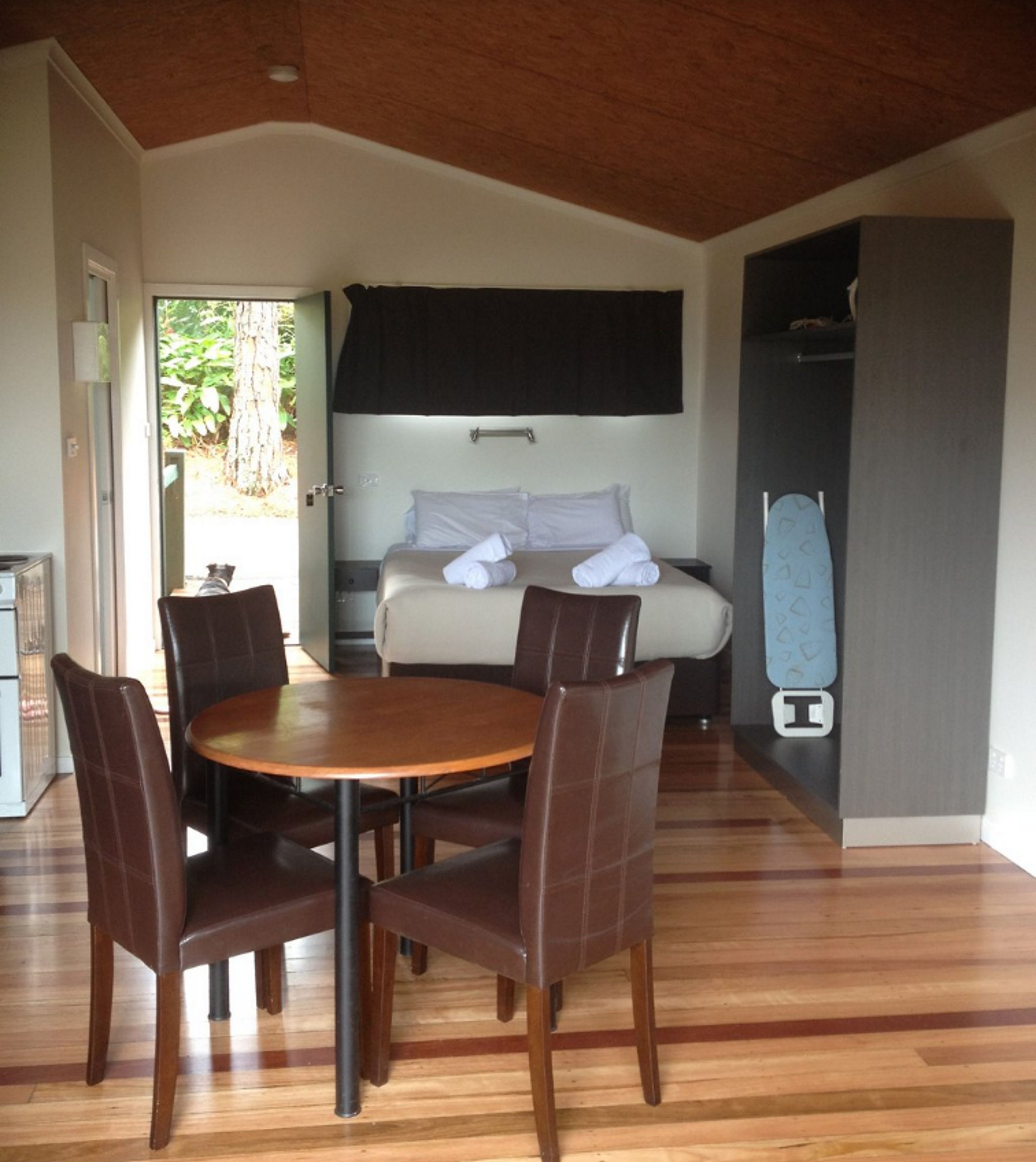 Paradise Palms Resort