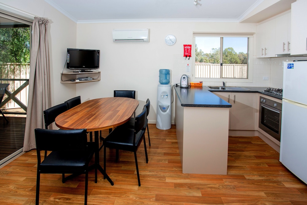 Private kitchen, BIG4 NRMA Yarrawonga Mulwala Holiday Park