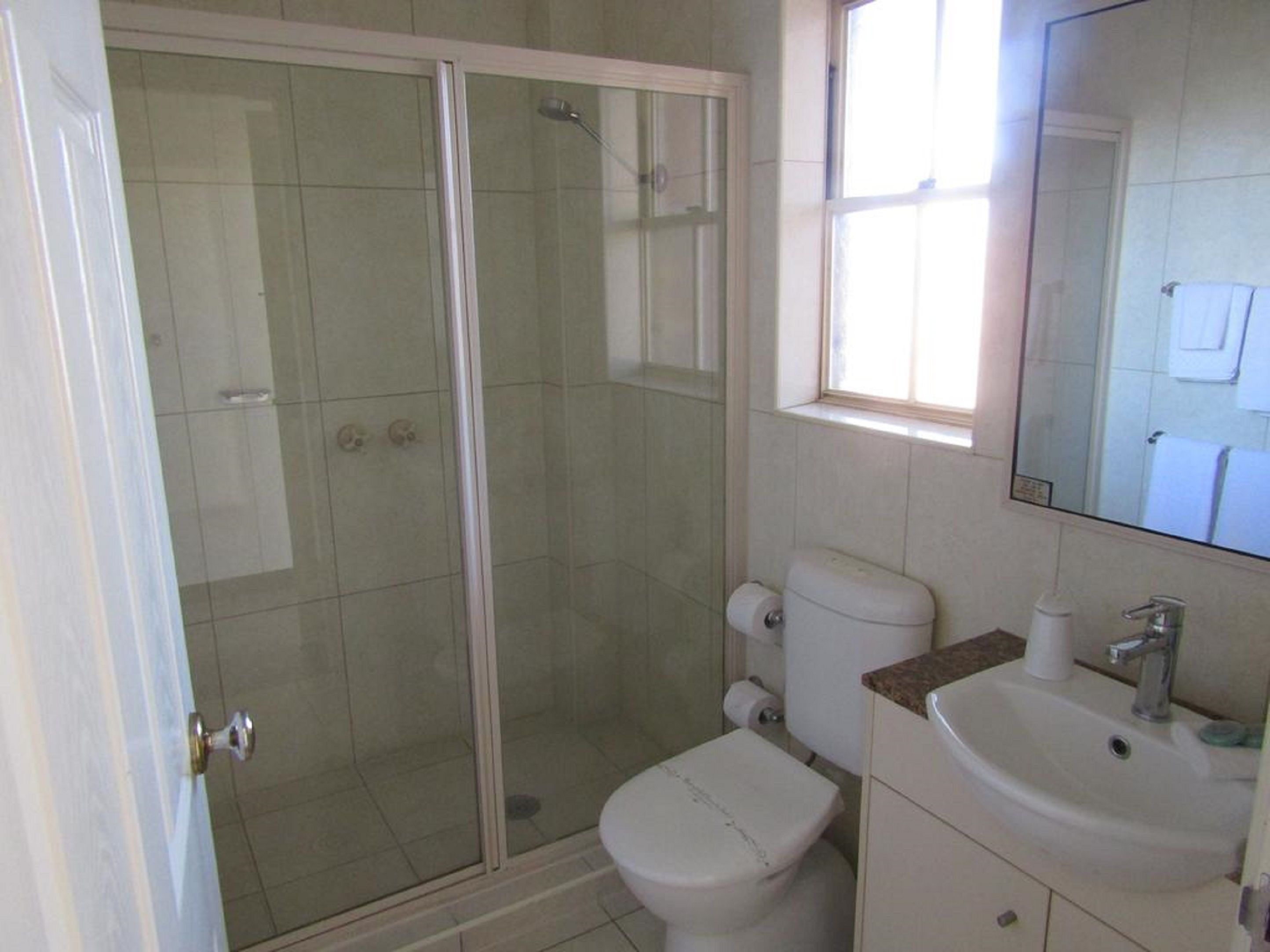 Australian Heritage Motor Inn