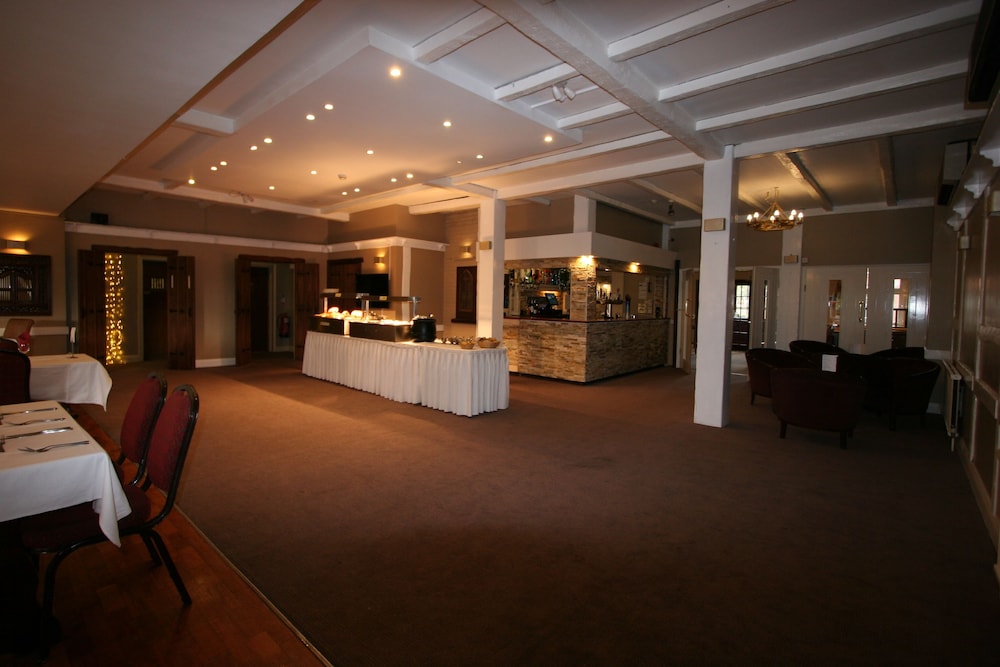 Grange Moor Hotel