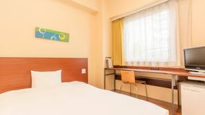 Down comforters, desk, free WiFi