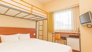 Down comforters, desk, free WiFi