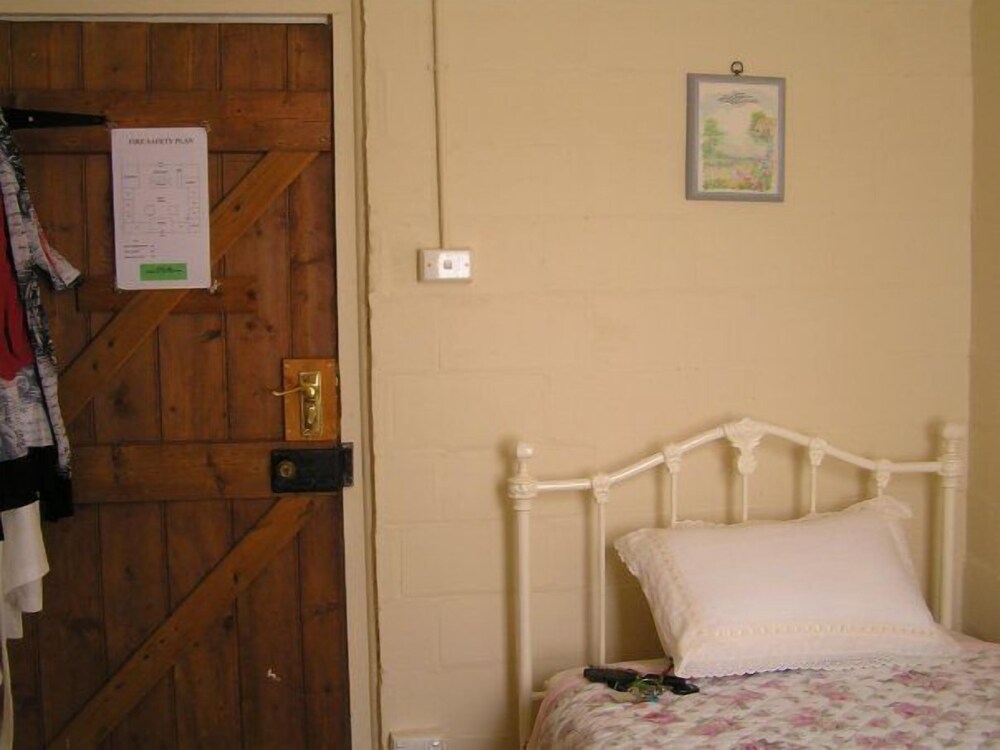 Best's Riverbed & Breakfast