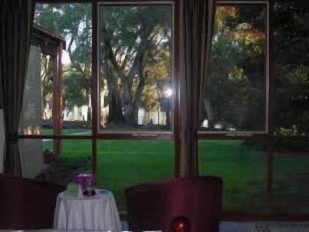 Best's Riverbed & Breakfast