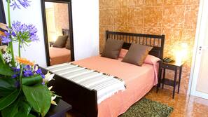 Minibar, caja fuerte, wifi gratis y ropa de cama