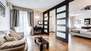 8 bedrooms, minibar, in-room safe, desk