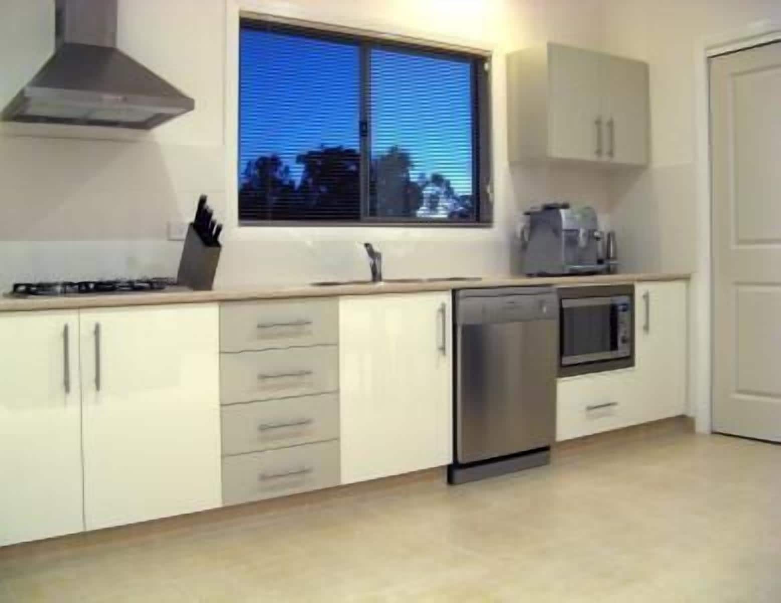 Azjure Studio Retreat