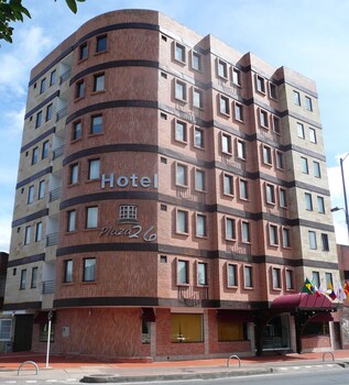 Hotel Charlotte Plaza 26