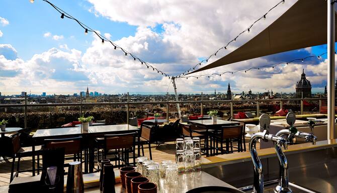 Doubletree By Hilton Hotel Amsterdam Centraal Station Amsterdam Nld Great Rates At Expedia Ie