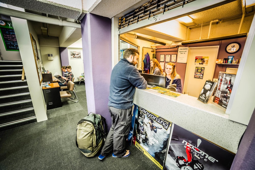 Yha Queenstown Central Hostel Queenstown Nzl - 