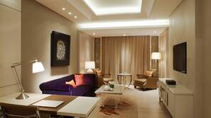 Premium bedding, down comforters, minibar, in-room safe