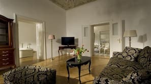 Télévision LED de 80 cm avec chaînes numériques, télévision