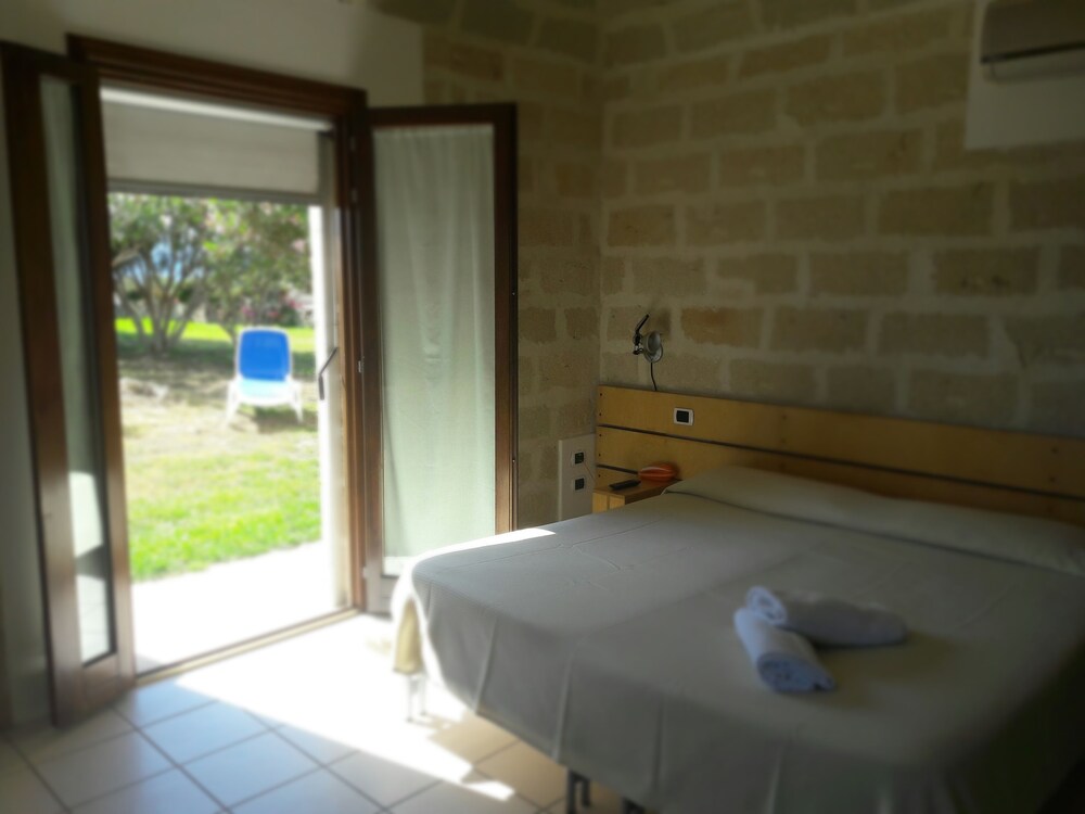 Hotel Delle Cave In Favignana Cheap Hotel Deals Rates