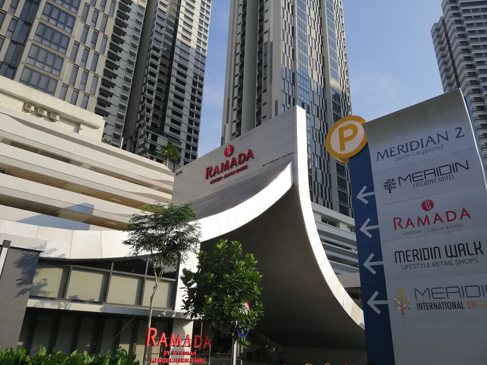 Meridin Medini Sovo in Iskandar Puteri  Hotel Rates u0026 Reviews on 