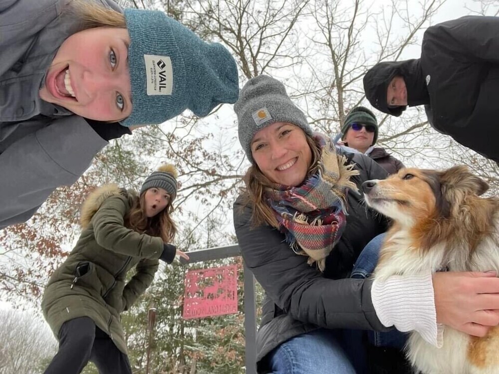 Shadowland River Lodge on Boardman River Pet Friendly Acreage