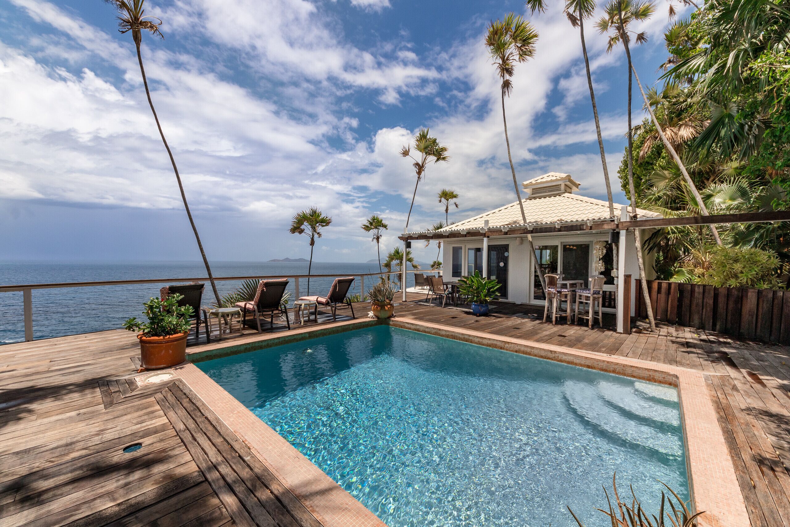 Villa Sea View - Pool, Sun Deck, Gorgeous, Cliffside & Amazing Views! in St Thomas, U.S. Virgin Islands