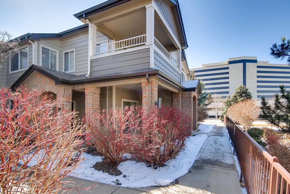 Bridgwater 2 Bdrm in heart of DTC Greenwood Village Vrbo