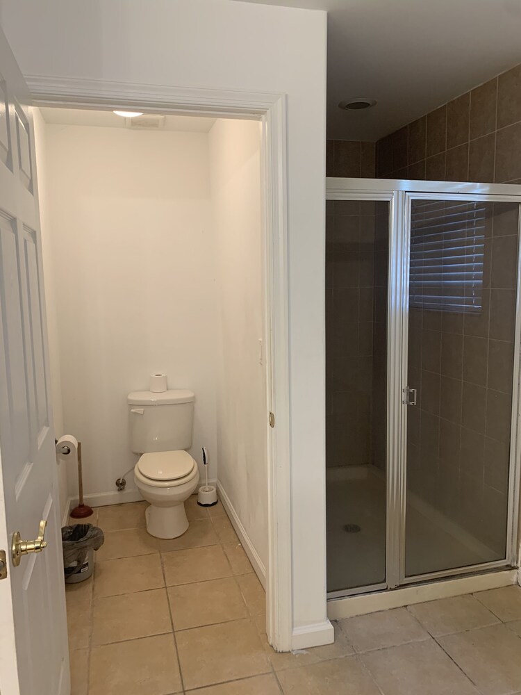 HOME IN GATED COMMUNITY CLOSE TO FORT LAUDERDALE BEACH