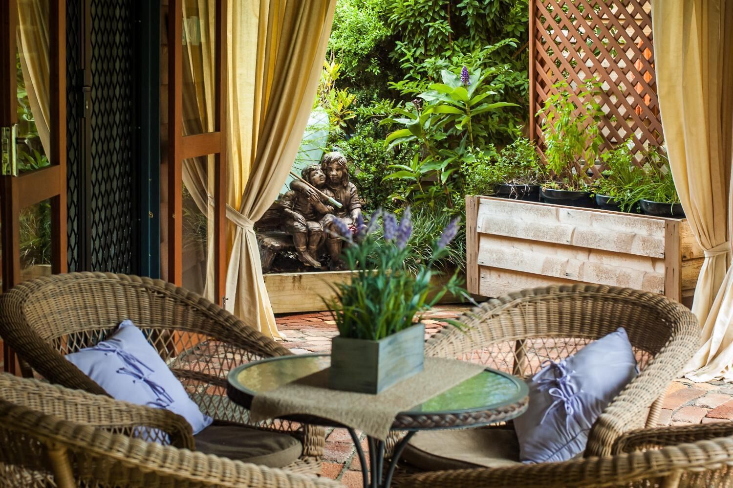 RondayVoo Bed & Breakfast