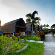 Oyo 1321 Mountain Resort Tetebatu Idn Lastminuteconz - 