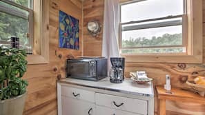 Fridge, microwave, stovetop, coffee/tea maker