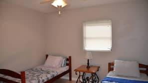 3 bedrooms, WiFi, linens