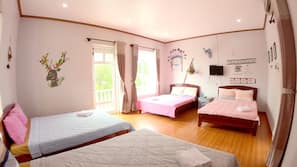 Hypo-allergenic bedding, free WiFi
