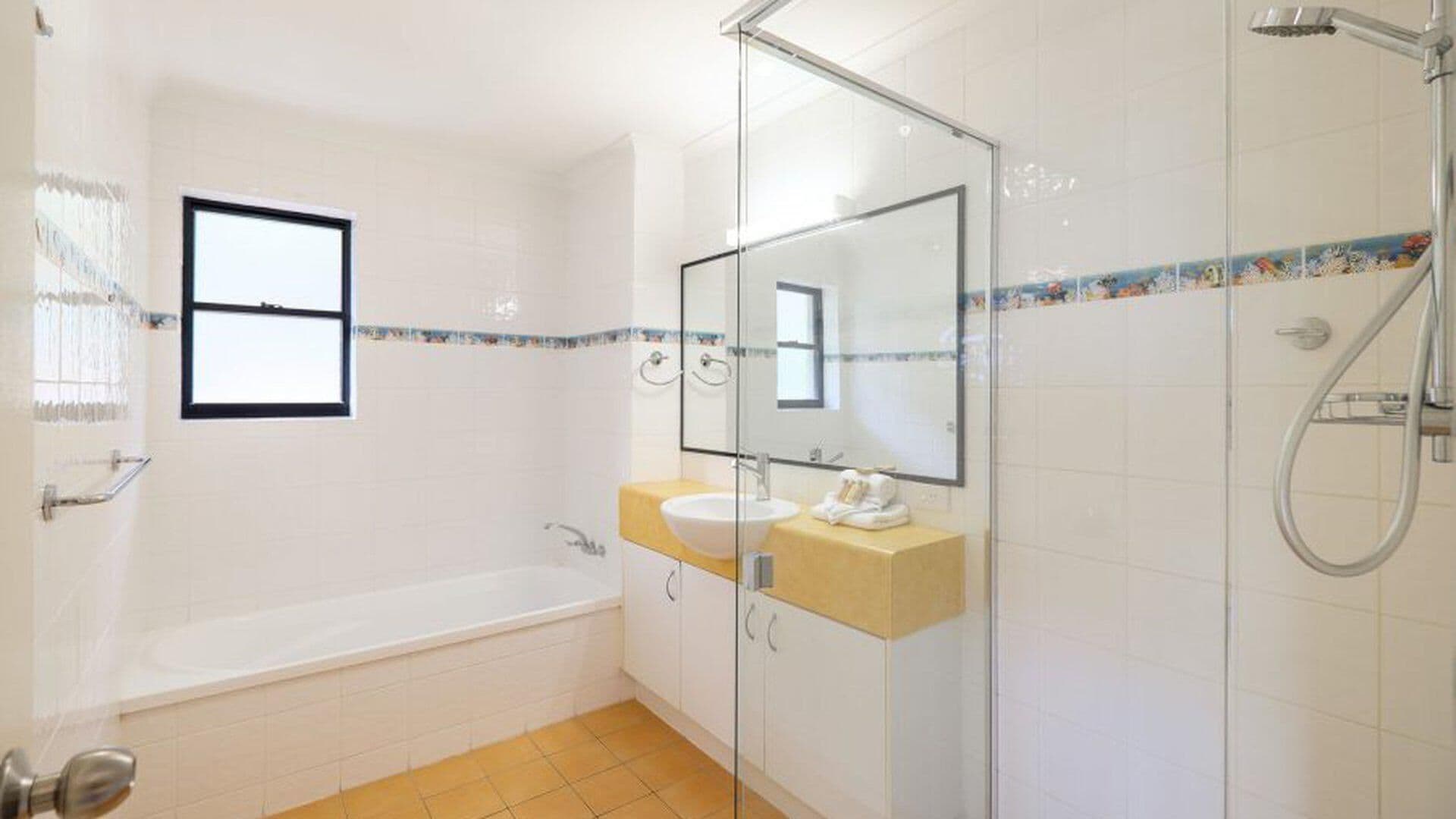 Mooloomba Five 4 Bed, 2 Bath, Beachfront, Location is Awesome!