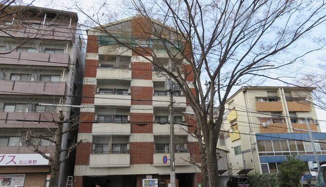 京都の北山通に面するアパートメントホテル です 地下鉄烏丸線北大路駅から市バス 北1 にて 常徳寺前 バス停下車 向かい側の建物です 口コミ 部屋写真 料金 お得情報 エクスペディア 京都の北山通に面するアパートメントホテル です 地下鉄烏丸線北大路駅から市バス 北1 にて 常徳寺前 バス停下車 向かい側の建物です 口コミ 部屋写真 料金 お得情報 エクスペディア