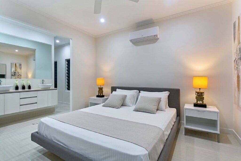 Azure Beach House Palm Cove