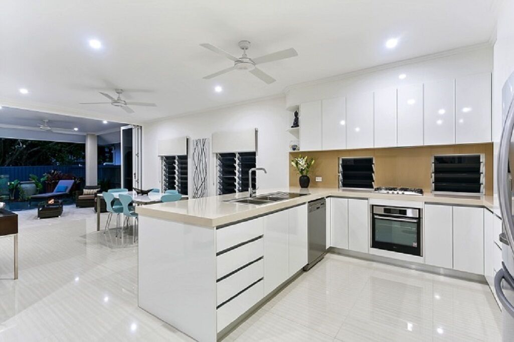 Azure Beach House Palm Cove