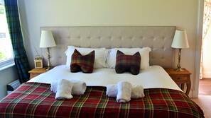 Egyptian cotton sheets, premium bedding, individually decorated