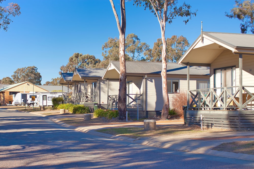 Eaglehawk Holiday Park Canberra, Australia Australian