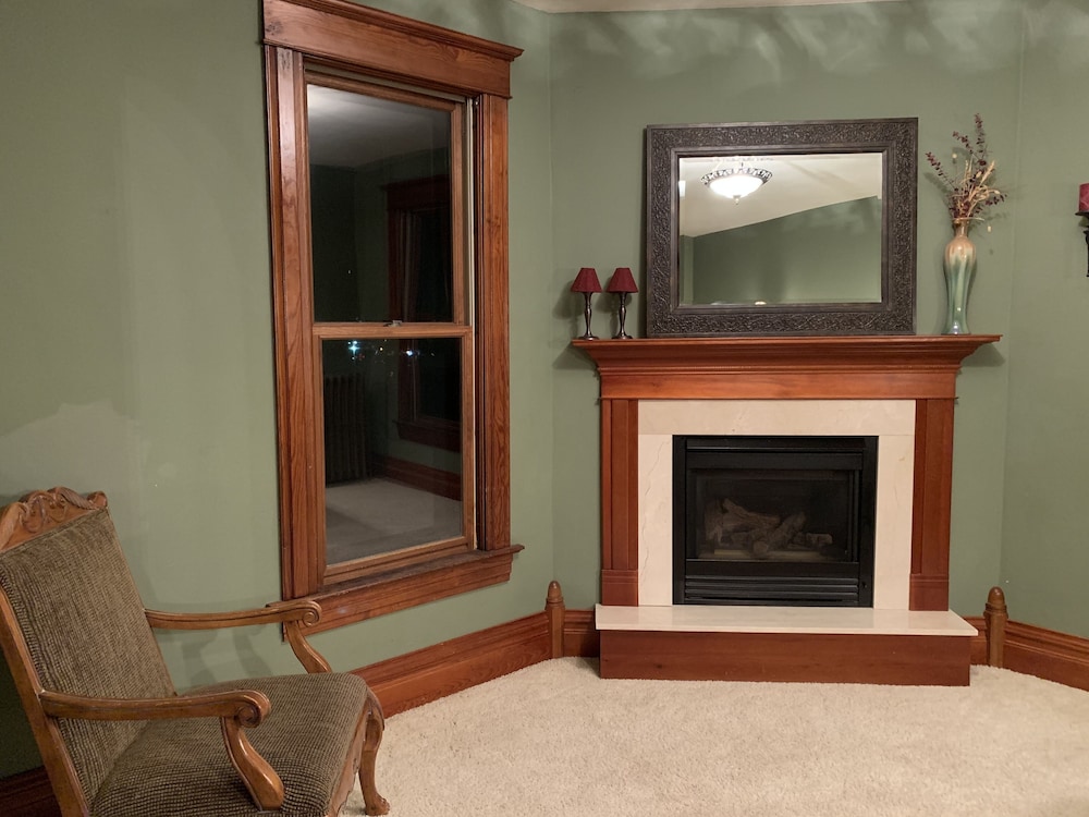 Charming Hilltop Home with City View Chippewa Falls Vrbo