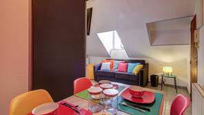 Sala de jantar (no quarto)