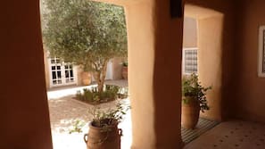 Literie de qualité supérieure, décoration personnalisée