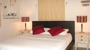 Iron/ironing board, free WiFi, linens