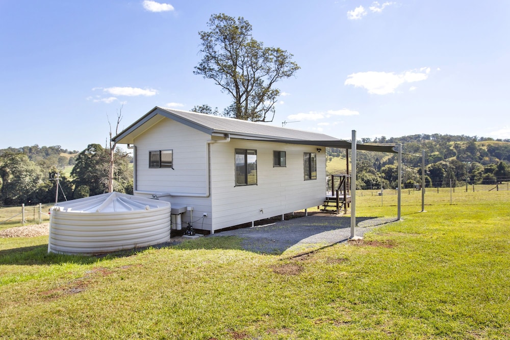 Valley Cabins By The Creek