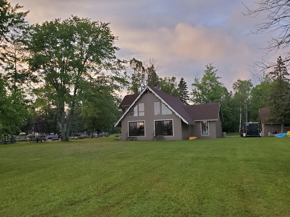 One of a kind location on Mullett Lake & Cheboygan River Cheboygan