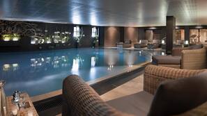Piscine couverte